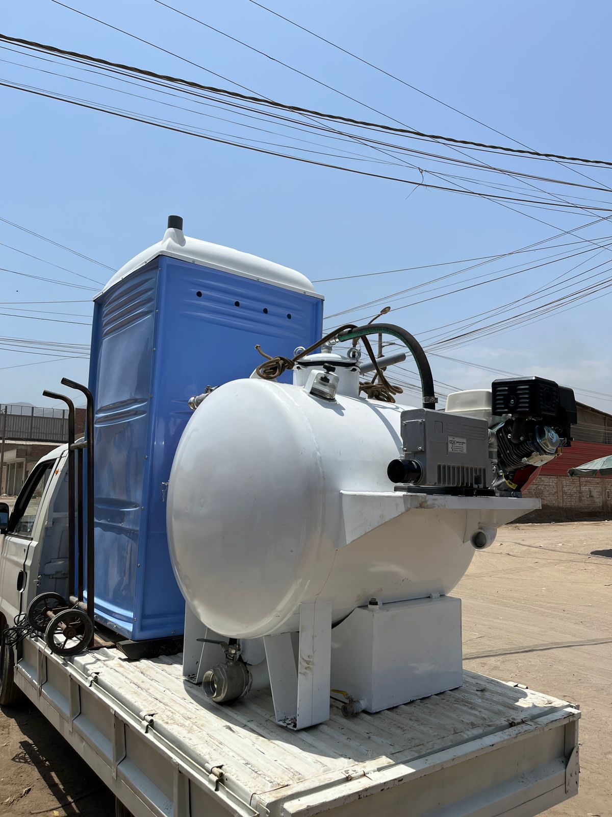 CISTERNA DE 1M3 + BAÑOO